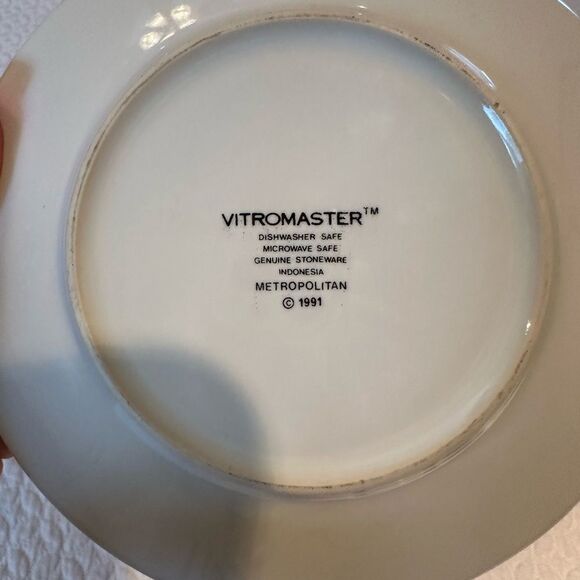 Vintage Vitromaster Metropolitan Espresso Cup & Saucer 1991 Stoneware - Picture 6 of 7